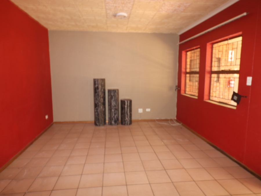 To Let 2 Bedroom Property for Rent in Nimrod Park Gauteng