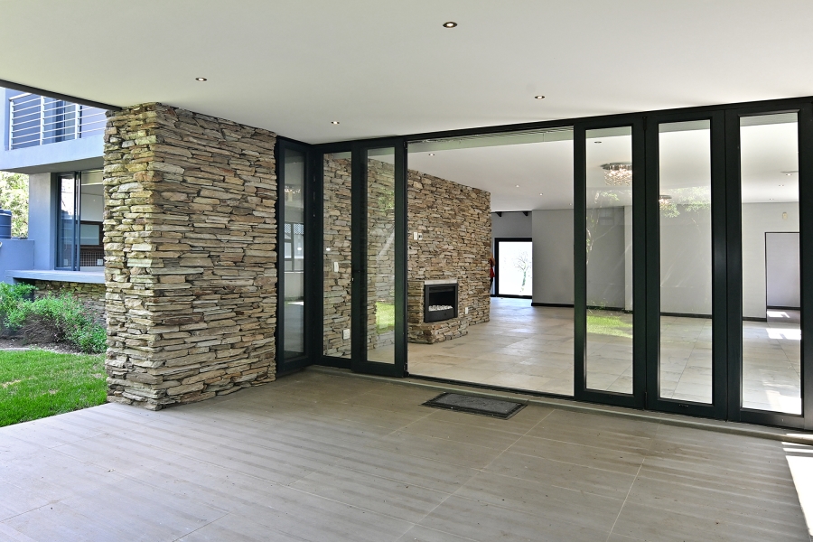 4 Bedroom Property for Sale in Waterfall Country Village Gauteng