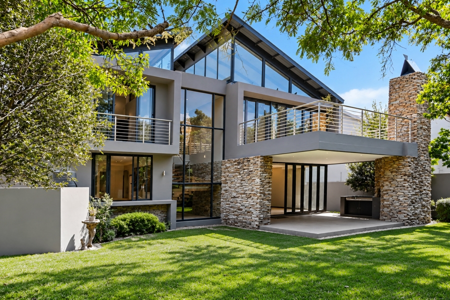 4 Bedroom Property for Sale in Waterfall Country Village Gauteng