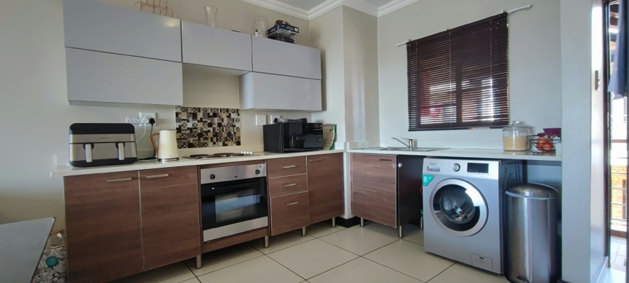 To Let 2 Bedroom Property for Rent in Rooihuiskraal North Gauteng