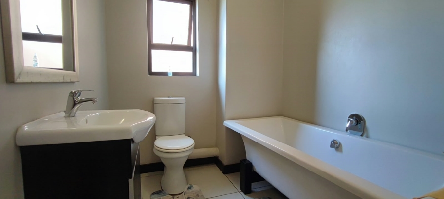 To Let 2 Bedroom Property for Rent in Rooihuiskraal North Gauteng