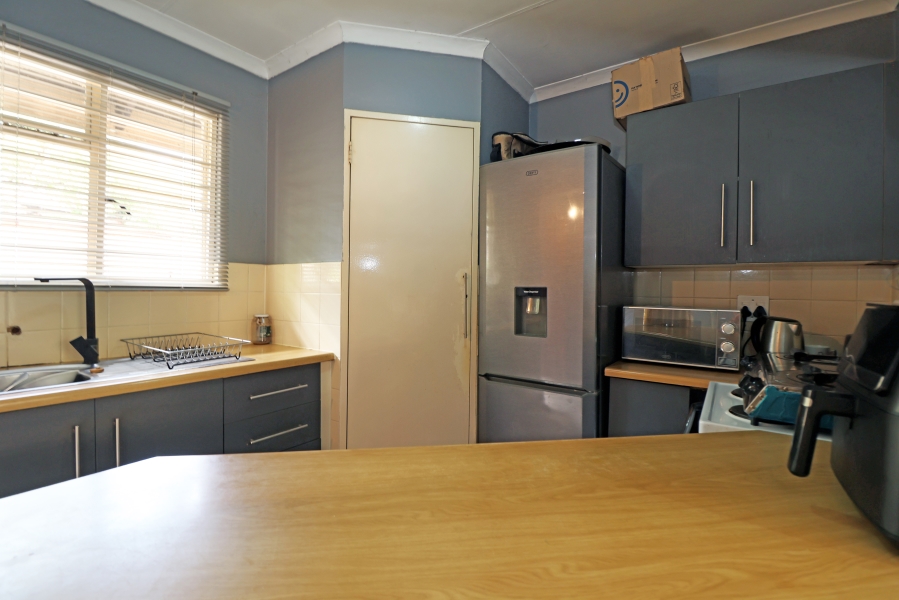 2 Bedroom Property for Sale in Sonneglans Gauteng
