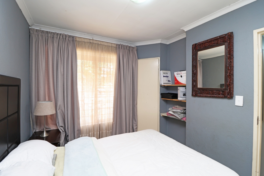 2 Bedroom Property for Sale in Sonneglans Gauteng