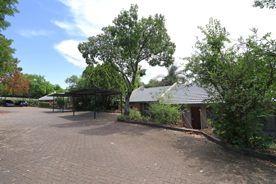 2 Bedroom Property for Sale in Sonneglans Gauteng