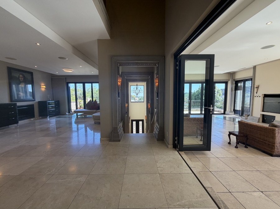 5 Bedroom Property for Sale in Waterkloof Ridge Gauteng