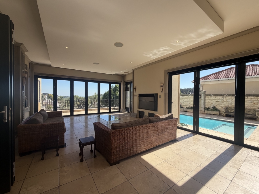 5 Bedroom Property for Sale in Waterkloof Ridge Gauteng