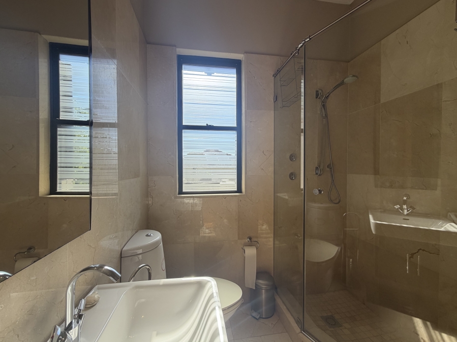 5 Bedroom Property for Sale in Waterkloof Ridge Gauteng