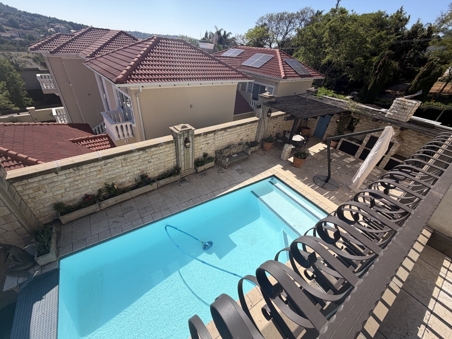 5 Bedroom Property for Sale in Waterkloof Ridge Gauteng