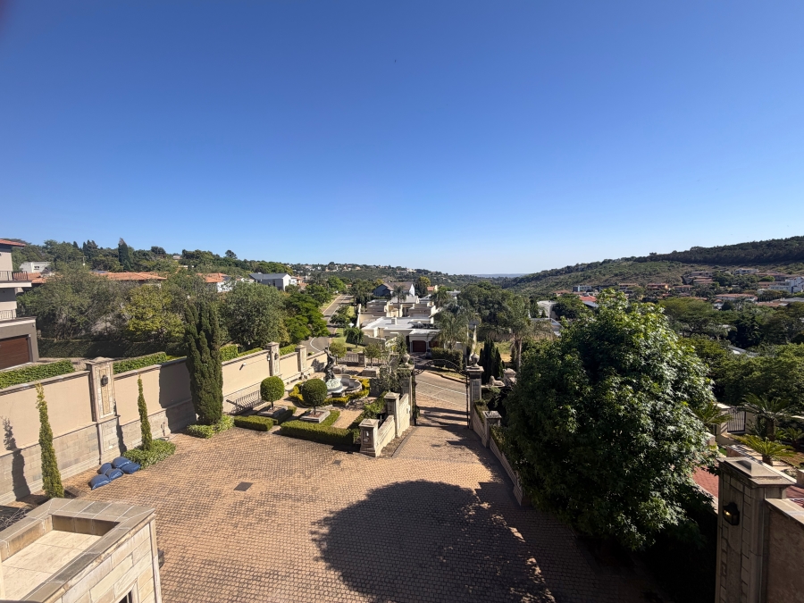 5 Bedroom Property for Sale in Waterkloof Ridge Gauteng