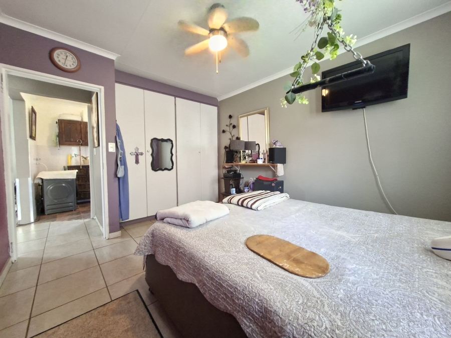 3 Bedroom Property for Sale in Die Wilgers Gauteng