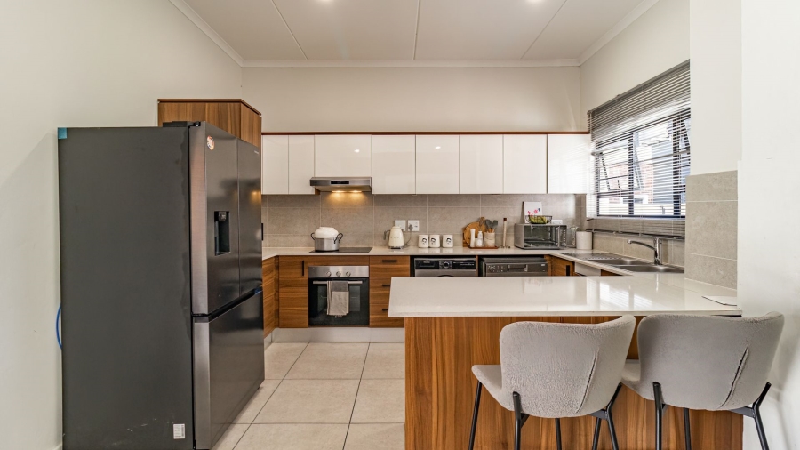 3 Bedroom Property for Sale in Sunninghill Gauteng