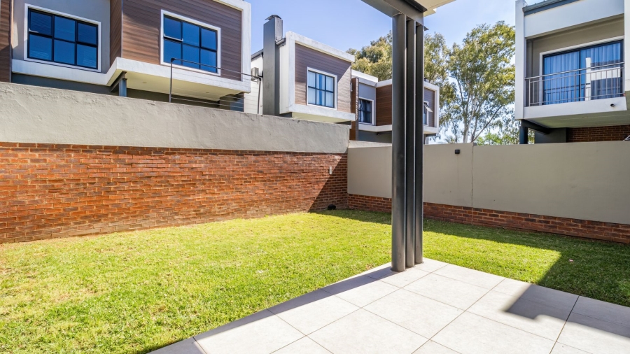 3 Bedroom Property for Sale in Sunninghill Gauteng