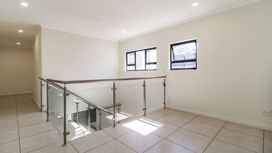 3 Bedroom Property for Sale in Sunninghill Gauteng