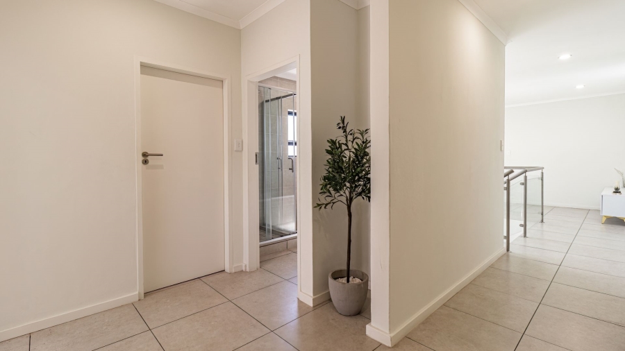 3 Bedroom Property for Sale in Sunninghill Gauteng