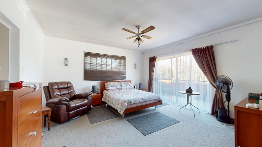 5 Bedroom Property for Sale in Albemarle Gauteng