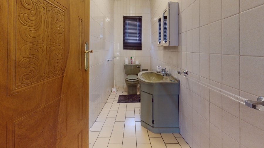 5 Bedroom Property for Sale in Albemarle Gauteng