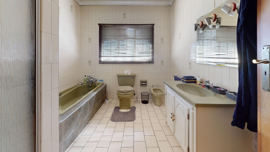 5 Bedroom Property for Sale in Albemarle Gauteng