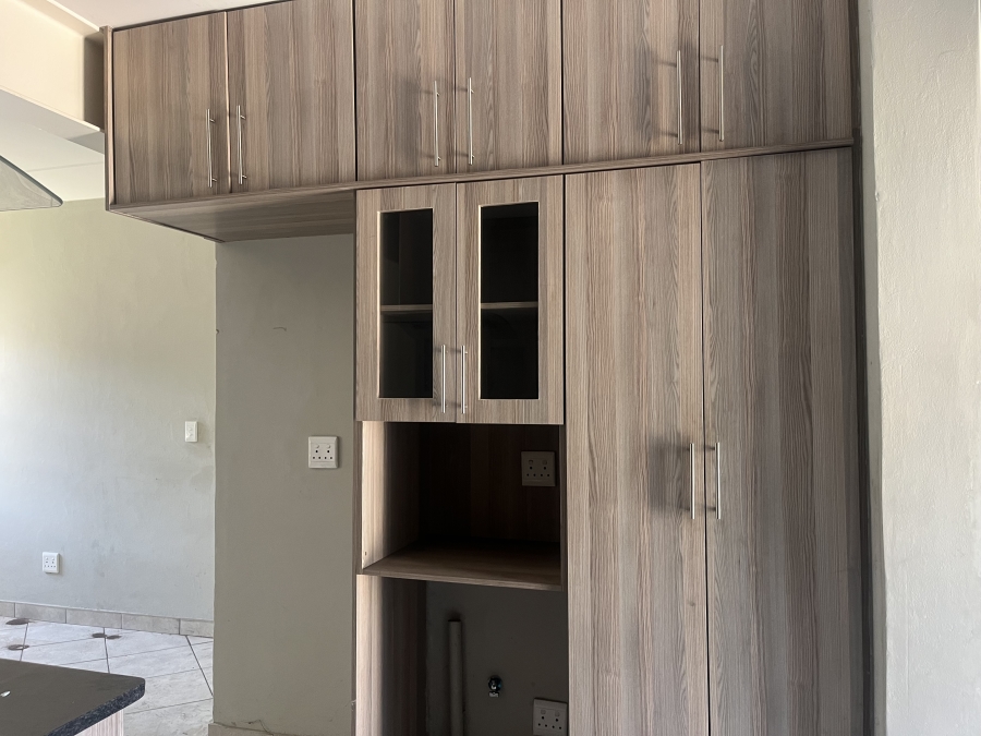 3 Bedroom Property for Sale in Albertsdal Gauteng