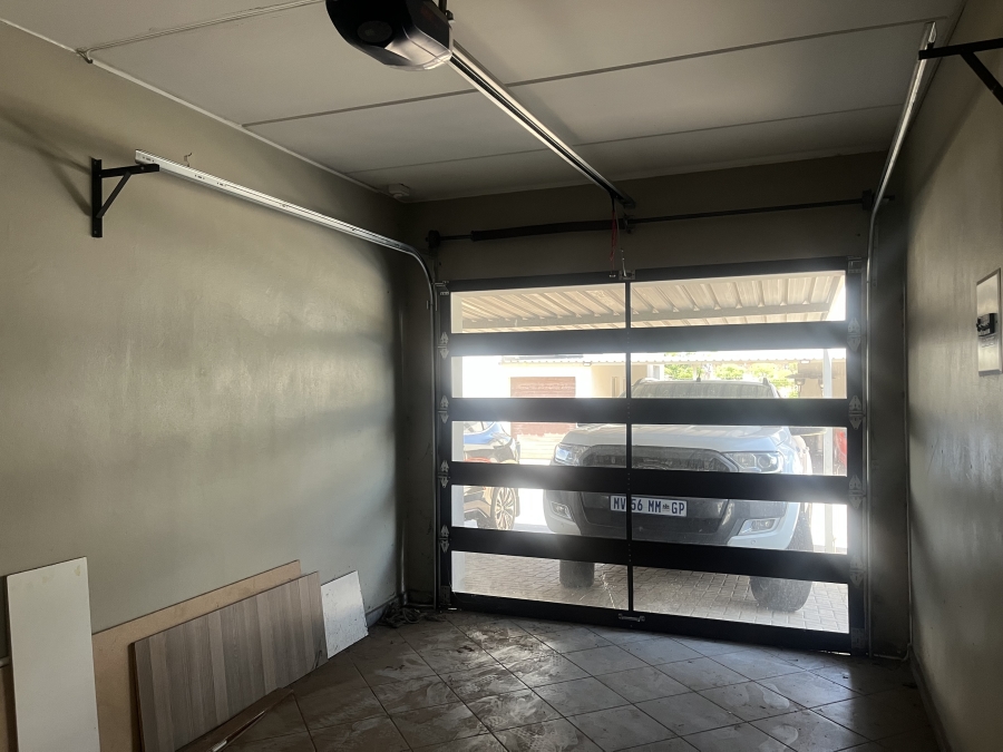 3 Bedroom Property for Sale in Albertsdal Gauteng