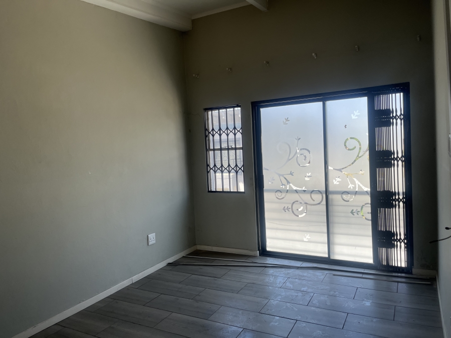 3 Bedroom Property for Sale in Albertsdal Gauteng