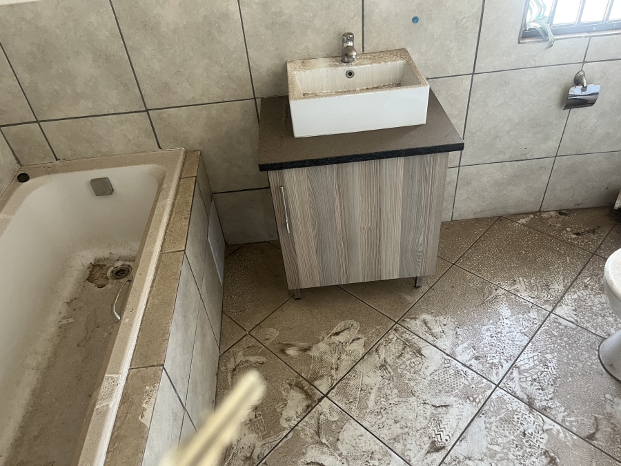 3 Bedroom Property for Sale in Albertsdal Gauteng