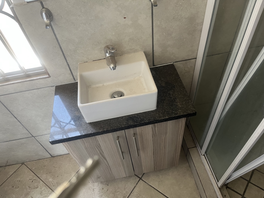 3 Bedroom Property for Sale in Albertsdal Gauteng