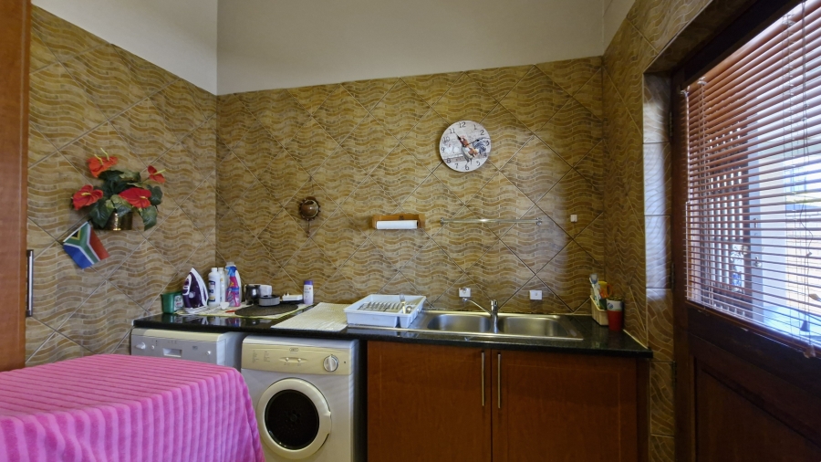 3 Bedroom Property for Sale in Amberfield Gauteng