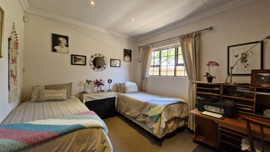 3 Bedroom Property for Sale in Amberfield Gauteng