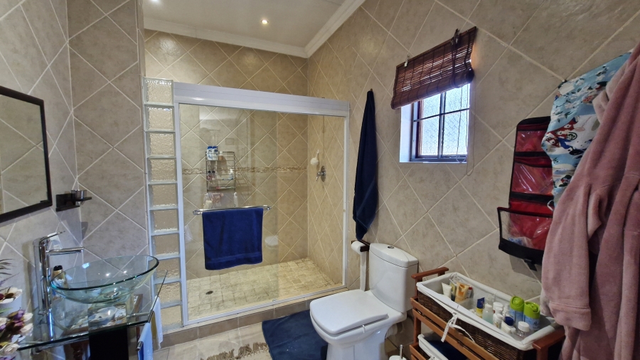 3 Bedroom Property for Sale in Amberfield Gauteng