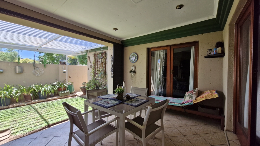 3 Bedroom Property for Sale in Amberfield Gauteng