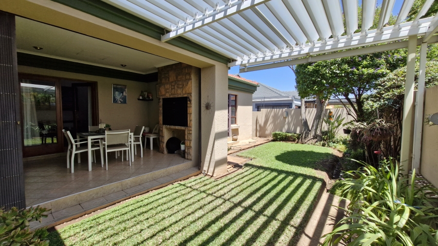 3 Bedroom Property for Sale in Amberfield Gauteng