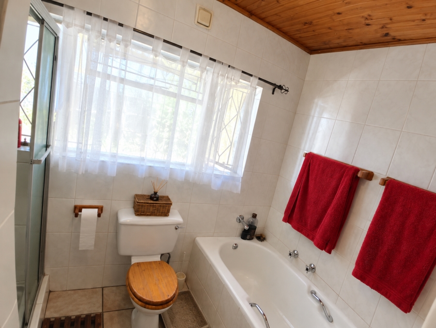 4 Bedroom Property for Sale in Three Rivers East Gauteng