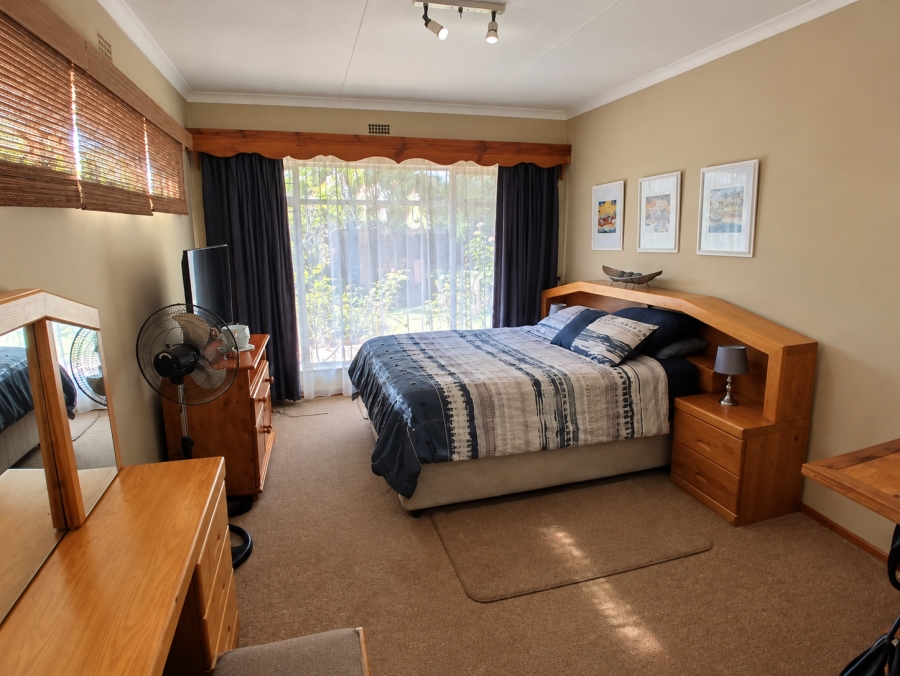 4 Bedroom Property for Sale in Three Rivers East Gauteng