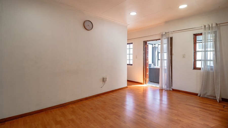 Commercial Property for Sale in Paulshof Gauteng