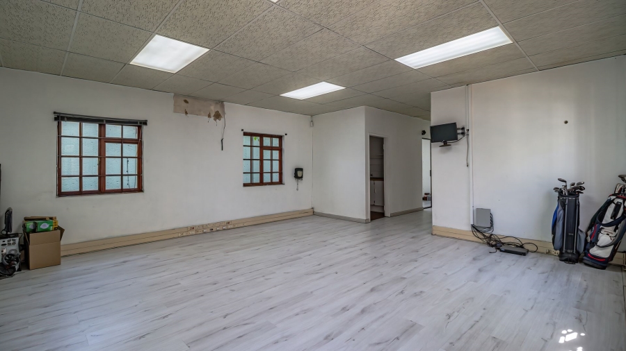 Commercial Property for Sale in Paulshof Gauteng