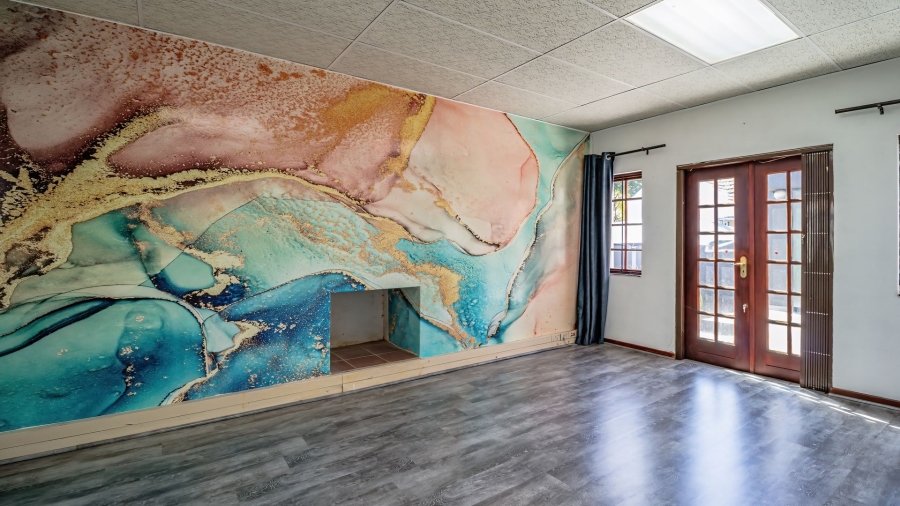 Commercial Property for Sale in Paulshof Gauteng