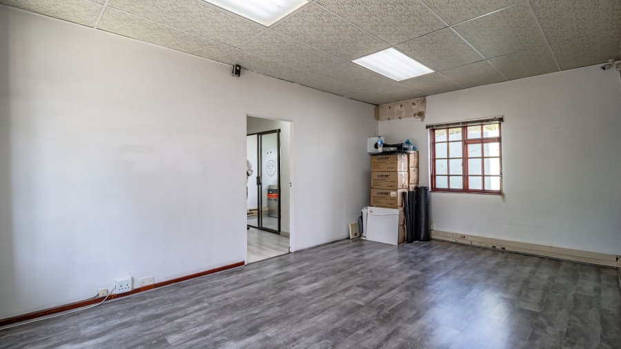 Commercial Property for Sale in Paulshof Gauteng