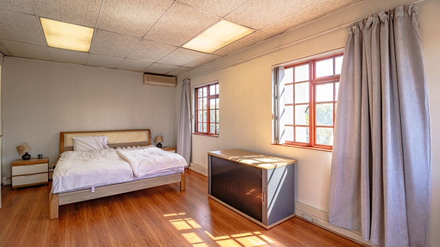 Commercial Property for Sale in Paulshof Gauteng
