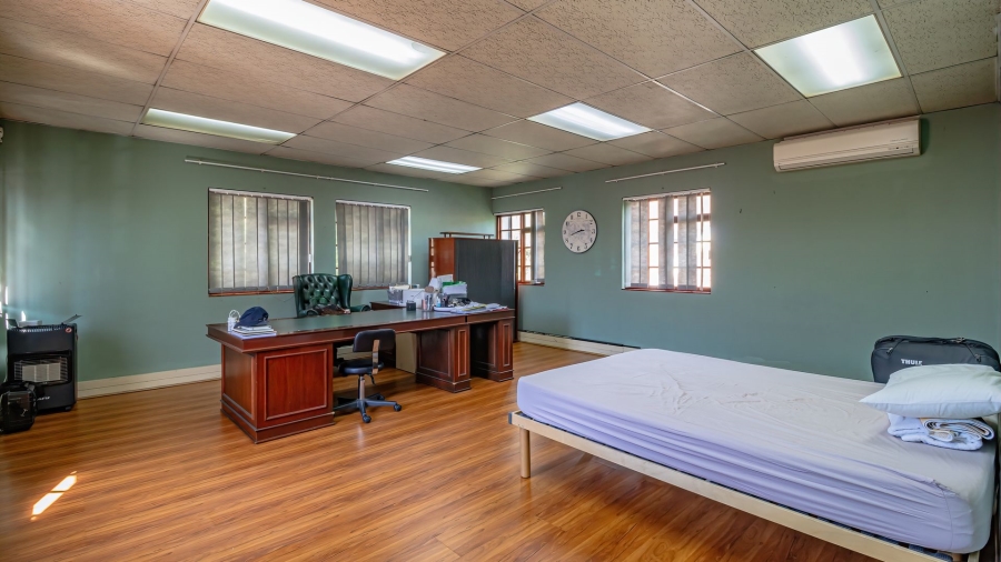 Commercial Property for Sale in Paulshof Gauteng