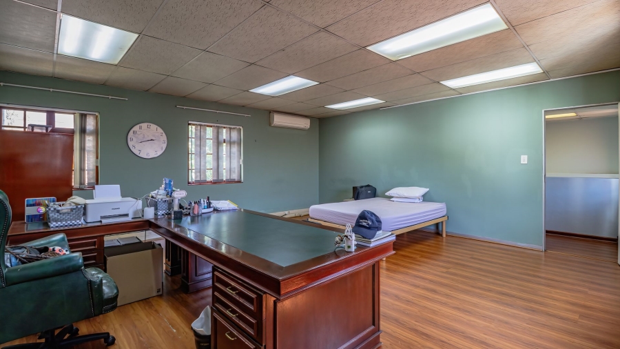 Commercial Property for Sale in Paulshof Gauteng