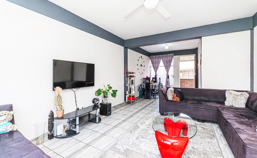 1 Bedroom Property for Sale in Florida Gauteng