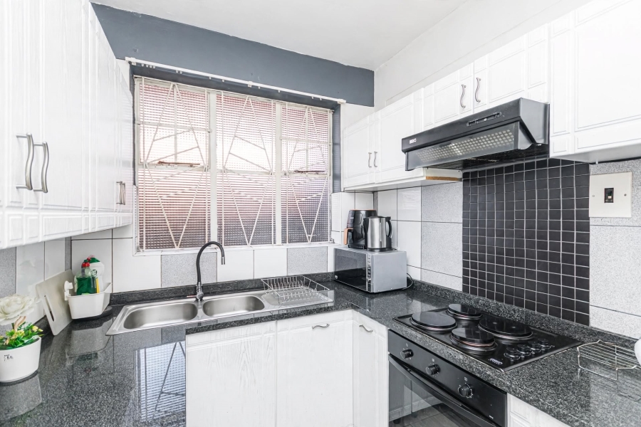 1 Bedroom Property for Sale in Florida Gauteng