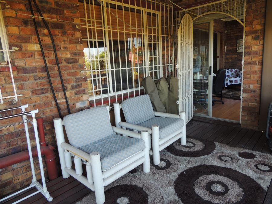 5 Bedroom Property for Sale in South Crest Gauteng
