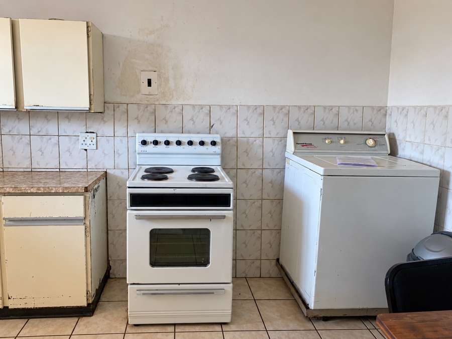 2 Bedroom Property for Sale in Vanderbijlpark CW 3 Gauteng