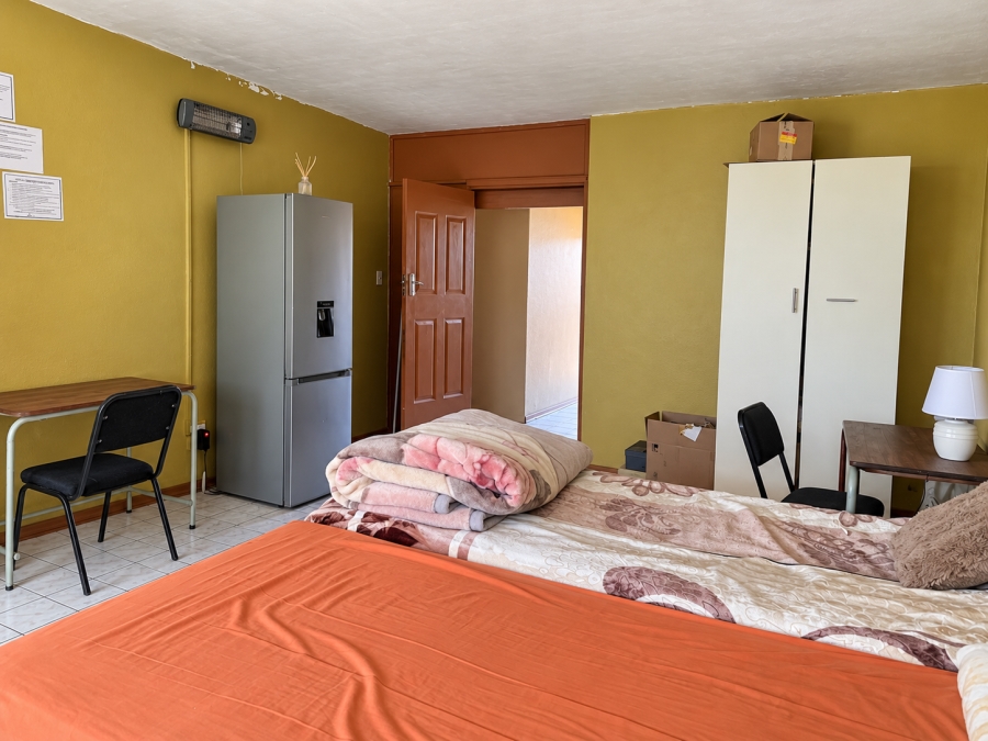 2 Bedroom Property for Sale in Vanderbijlpark CW 3 Gauteng