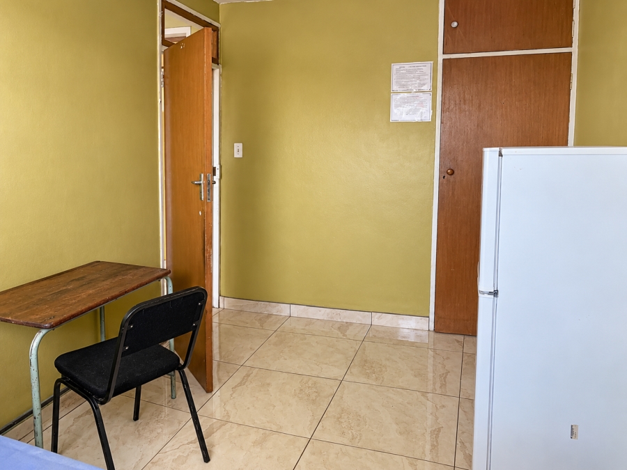 2 Bedroom Property for Sale in Vanderbijlpark CW 3 Gauteng