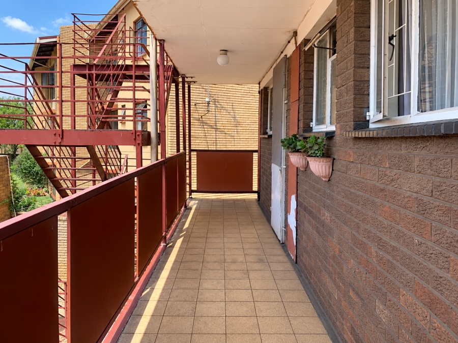 2 Bedroom Property for Sale in Vanderbijlpark CW 3 Gauteng