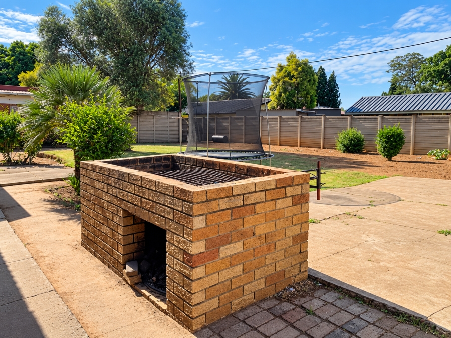 3 Bedroom Property for Sale in Vanderbijlpark SW 1 Gauteng