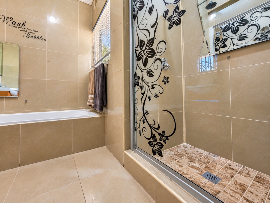 4 Bedroom Property for Sale in Risiville Gauteng