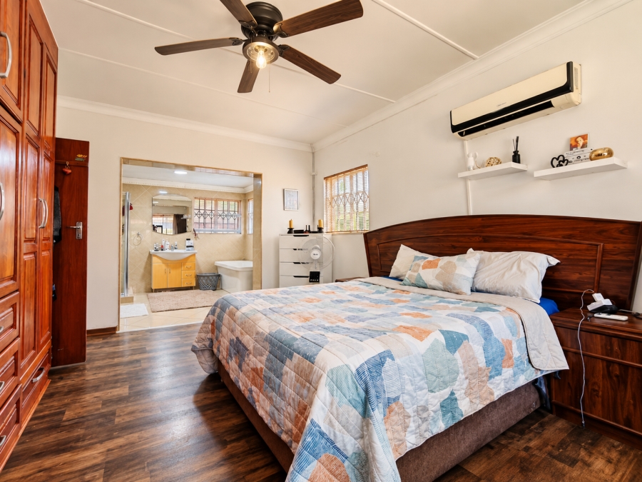 4 Bedroom Property for Sale in Risiville Gauteng